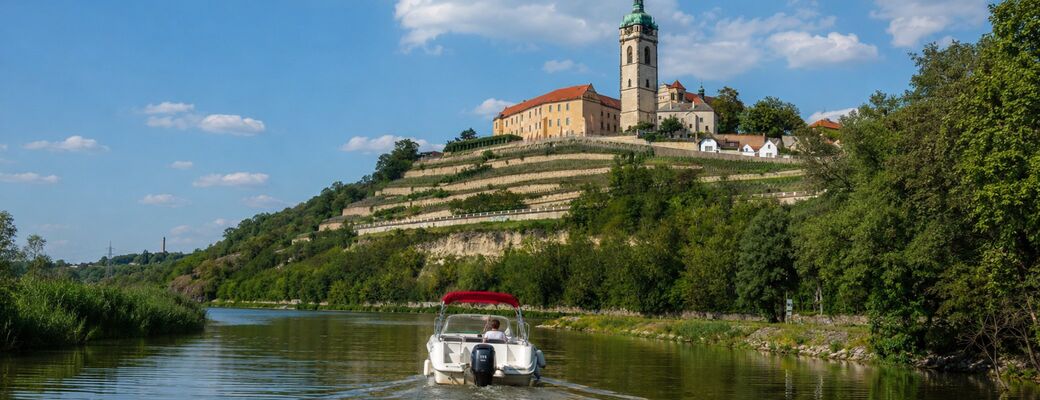 Exkluzivní plavba na soutoku Vltavy a Labe - ilustrativní foto