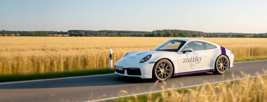 Porsche 911 Carrera 4S v designu Zážitky.cz