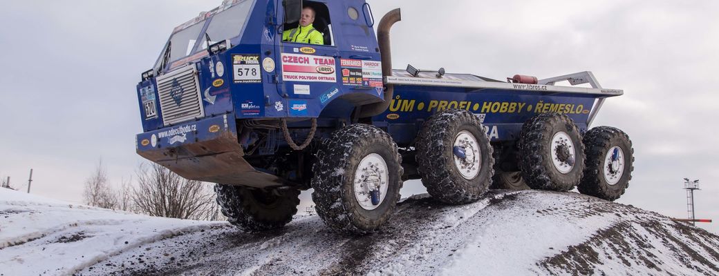 Křížení náprav Tatry 813 8X8 je fenomenální.