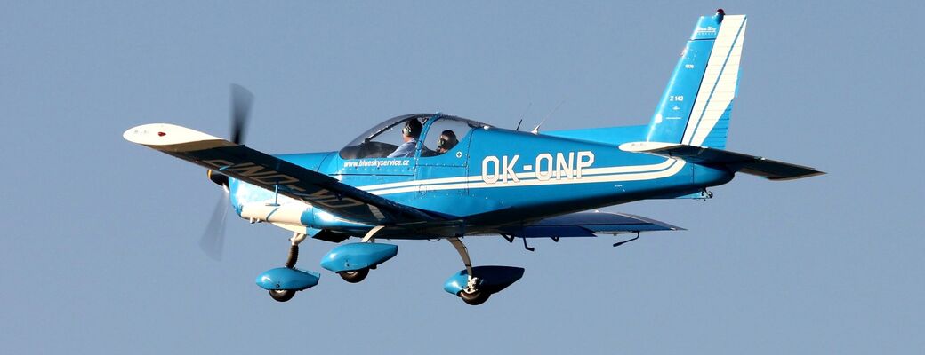 Let akrobatickým letadlem