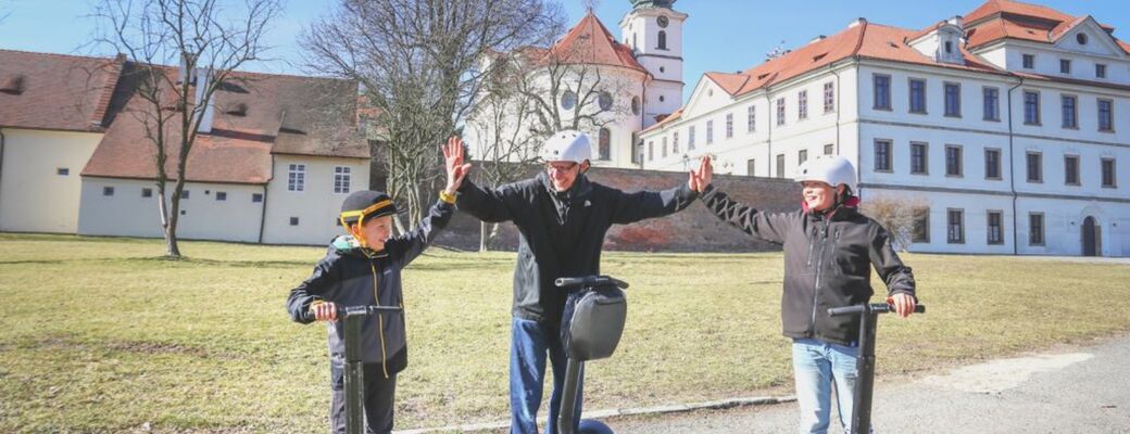 Jízdu na Segway zvládnou i děti.