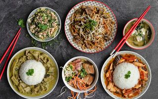Pochutnejte si na asijském streetfood menu pro 2.