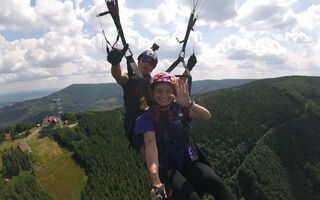 Seskok padákem - Tandemový paragliding - termický let