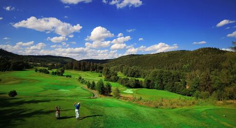 Luxusní golfový pobyt pro golfistu a jeho doprovod v Karlových Varech