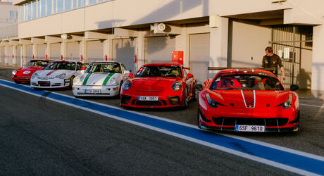 Vyberte si jedno z 6 generací Porsche 911, nebo vyzkoušíte rovnou všechny?