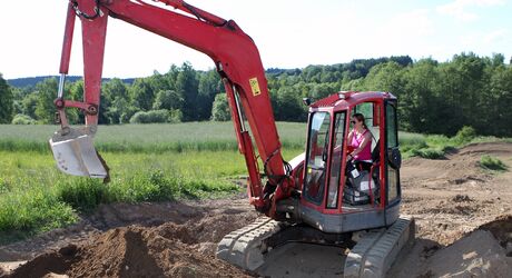 Bagr Yanmar Vio 75