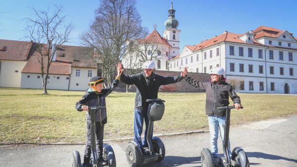 Jízdu na Segway zvládnou i děti.