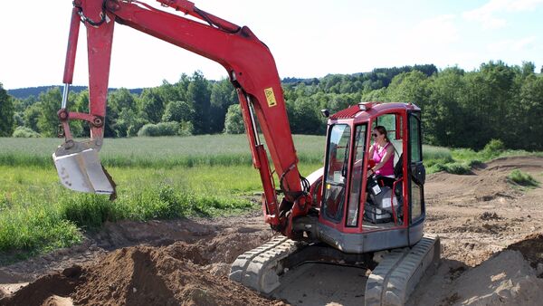 Bagr Yanmar Vio 75