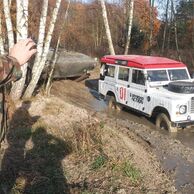 účastník zážitku (Hradec Králové, 40) na Land Rover offroadu