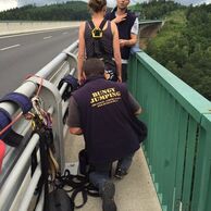 Tereza Poslední (most, 21) na bungee jumpingu z mostu