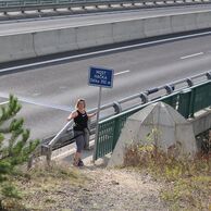 Michala Dedeciusová (Chomutov, 32) na bungee jumpingu z mostu