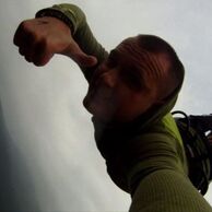 Michael Ryšavý (Lužec nad Cidlinou, 27) na Bungee jumpingu z věže