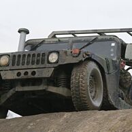 Bohumil Kučera (Kladno, 50) na Projížďce ve vojenském Humvee