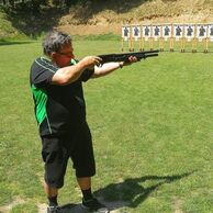 MUDr.Tomáš Doležel (Sokoleč, 62) na Akční střelbě