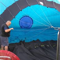 Lenka Kurťáková (Braňany, 53) na letu balónem