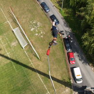 účastník zážitku (Strašice, 30) na Bungee jumpingu z jeřábu