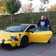 Martin Ujezdský (Brno, 35) na Jízdě v Lamborghini na Moravě