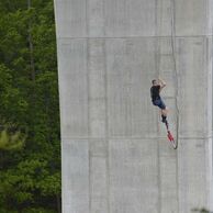 David Olešnaník (Usti nad Labem, 22) na bungee jumpingu