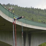 David Olešnaník (Usti nad Labem, 22) na bungee jumpingu
