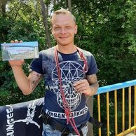 Petr Vrbovec (Benesov, 35) na bungee jumpingu