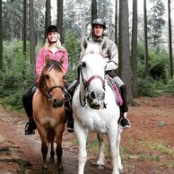 Lucie Babiánková (Praha, 21) na Romantické vyjížďce na koni ve dvou
