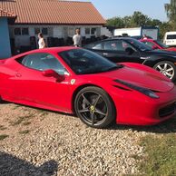 Ivan Štika (Praha, 30) na Jizdě ve Ferrari 458 Italia