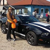 Alena Soukupová (Rovensko pod Troskami, 34) na jízdě ve Fordu Mustang GT350 SHELBY