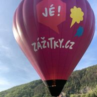 Iva,hraběnka De Karlík (Kladno, 50) na letu balónem