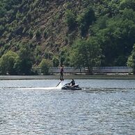 účastník zážitku (Praha, 23) na Flyboardingu