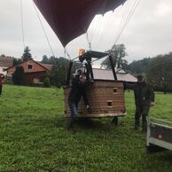 Ludmila Vašinková (Baška, 73) na letu balónem