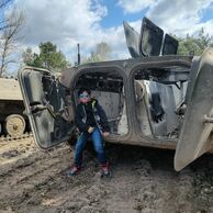 František Brousíl (Cheb, 46) na Jízdě v obrněném transportéru