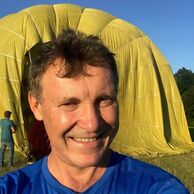 Vlastimil Dvořák (Frýdek-Místek, 59) na letu balónem