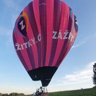 Jana Kritzbauchová (Praha (Hlavní město Praha), 37) na letu balónem