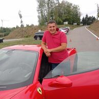 Taras Kindrachuk (Brno, 44) na Jízdě ve Ferrari na Moravě