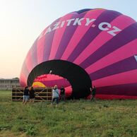 Iva Muchová (POZOŘICE, 60) na letu balónem