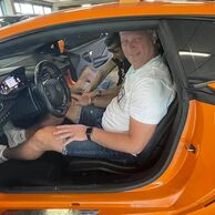 účastník zážitku (Stupno, 50) na jízdě v Lamborghini Huracán