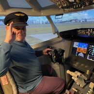 Svatopluk Zbořil (Bruntál, 65) na Simulátoru letadla Boeing 737 MAX