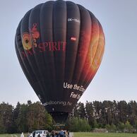 Eva Honsová (Hradištko (okres Praha-západ), 57) na letu balónem