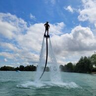 Aleš Chovančík (Vsetín, 41) na Flyboardingu
