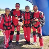 Stanislava Pavelková (Rotava, 58) na Tandemovém seskoku padákem