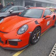 Radek Stejskal (Napajedla, 40) na Jízdě v Porsche na okruhu