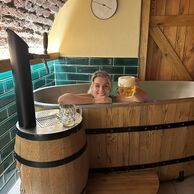 Dagmar Rihtarec (Ostrava, 34) na Wellness pobytu v pivním hotelu s pípou na pokoji