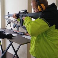 Marie Ševčíková (Lovčice, 41) na Zážitkové střelbě: Malorážky - 9 zbraní