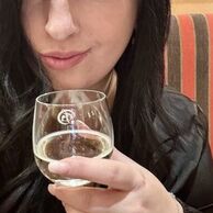 Mirka Tomašiková (Praha, 36) na Wellness pobytu s polopenzí na karlovarské kolonádě