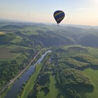 účastník zážitku (Praha, 50) na letu balónem