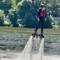 Pavel Olbert (55) na Hoverboardu