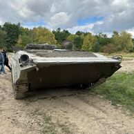 účastník zážitku (Louny, 48) na Jízdě v obrněném transportéru + střelby z Kalašnikova