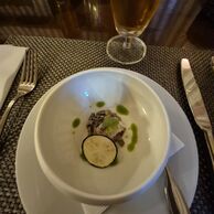 účastník zážitku na Luxusní noci s čtyřchodovou večeří v Chateau St. Havel