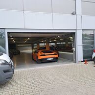 účastník zážitku (Beroun, 23) na jízdě v Lamborghini Huracán