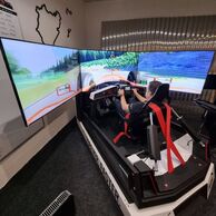 Emilián Skřivan (PRAHA, 54) na Profesionálním simulátoru Formule 1